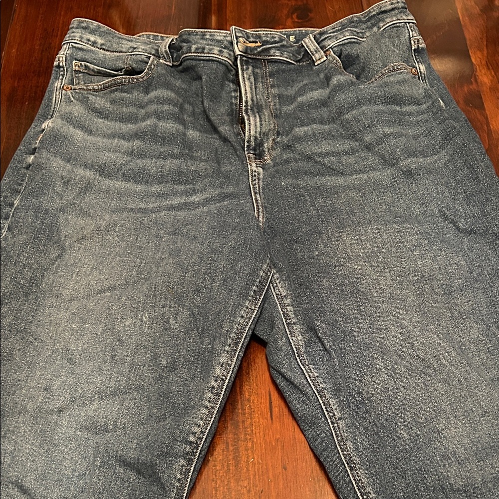 American Eagle Outfitters Dark Blue Relaxed Jeans